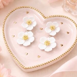 White Floral Dangle Earrings | Gold Center Flower Drop | Feminine Cottagecore